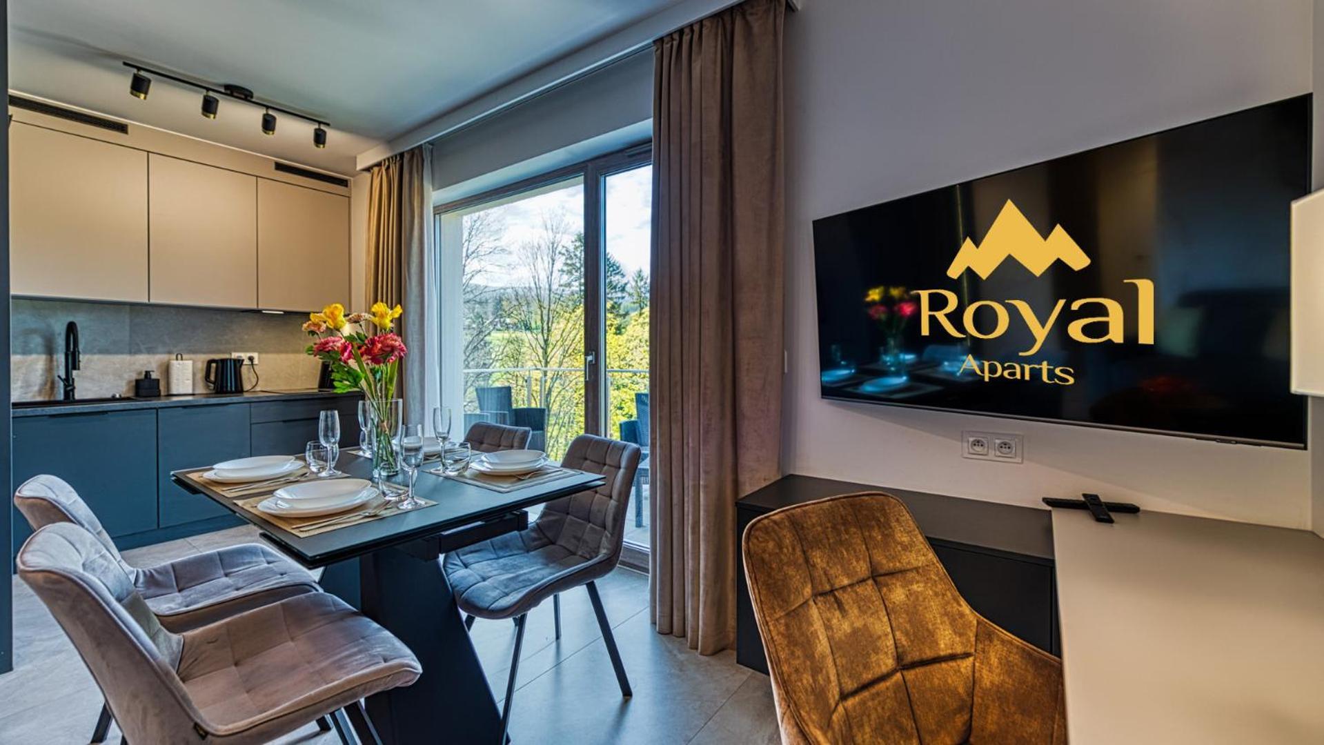 Apartamenty Z Basenem I Saunami Stone Hill Resort II Vip Centrum By Royal Aparts ชกลาร์สกา ปอเรมบา ภายนอก รูปภาพ