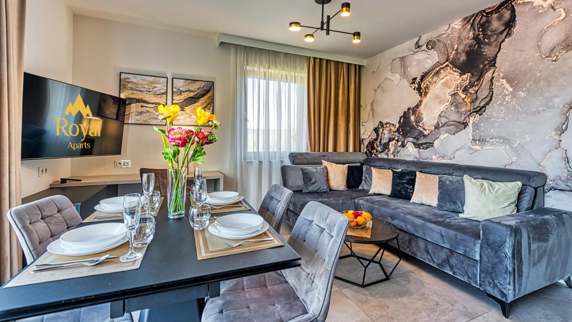 Apartamenty Z Basenem I Saunami Stone Hill Resort II Vip Centrum By Royal Aparts ชกลาร์สกา ปอเรมบา ภายนอก รูปภาพ