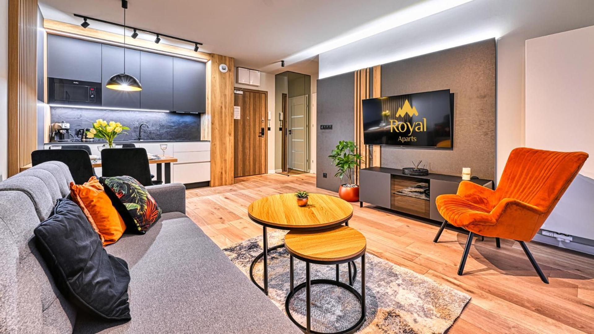 Apartamenty Z Basenem I Saunami Stone Hill Resort II Vip Centrum By Royal Aparts ชกลาร์สกา ปอเรมบา ภายนอก รูปภาพ